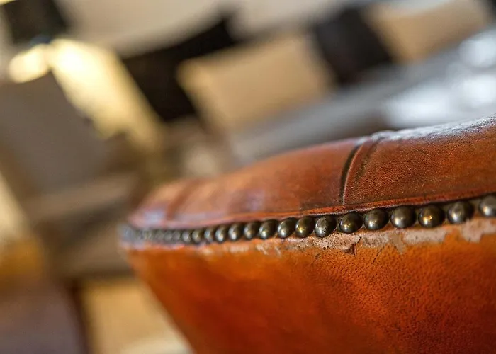 梅捷斯蒂克酒店 *